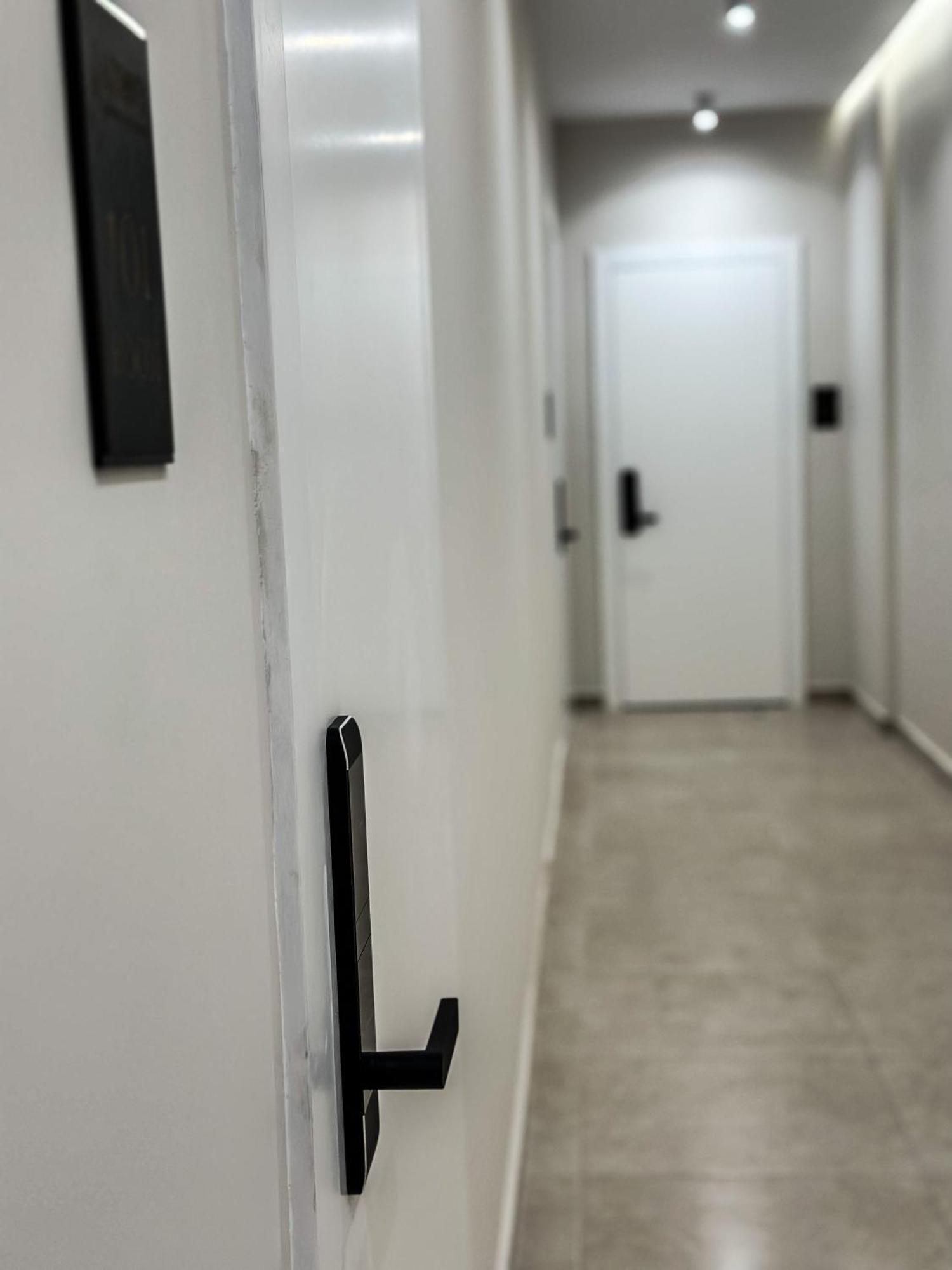 Alexander Rooms & Apartments ドゥラス エクステリア 写真