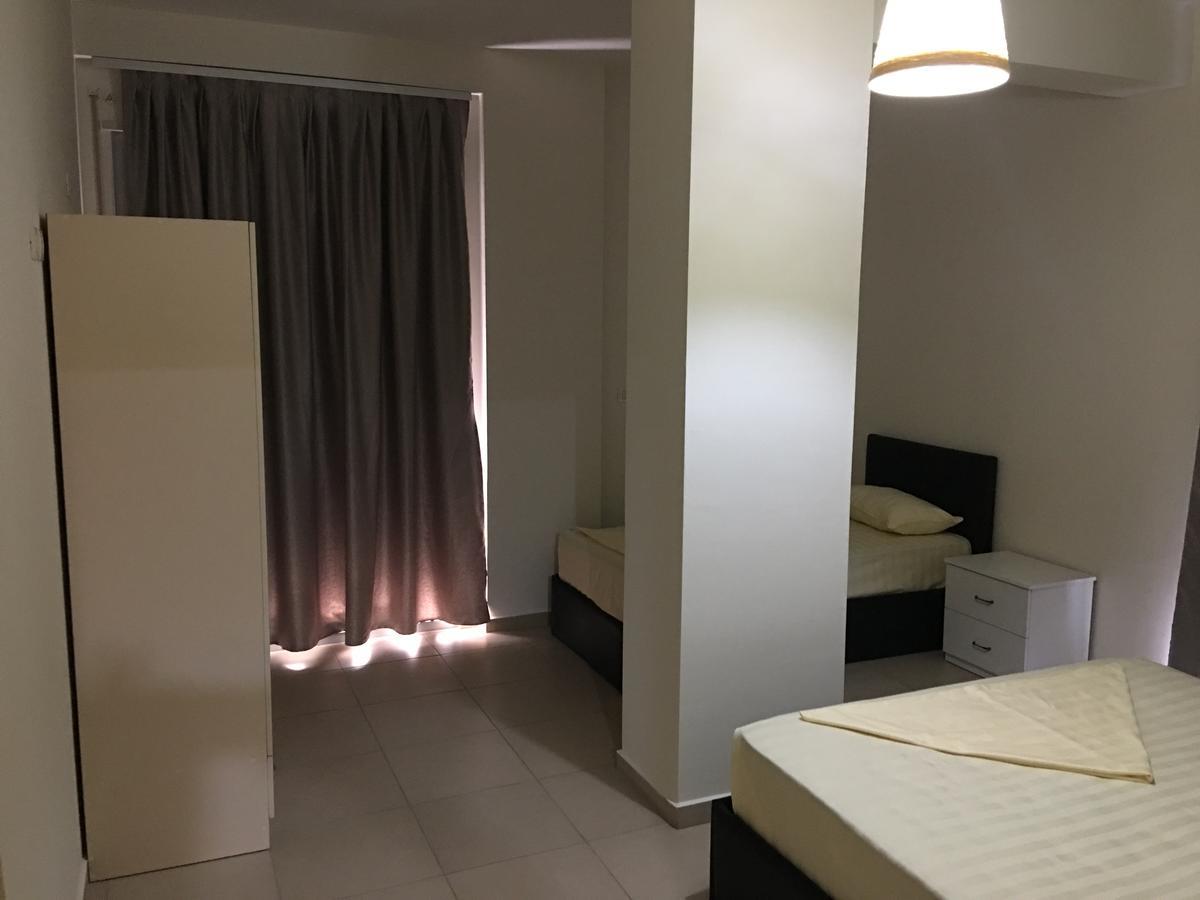 Alexander Rooms & Apartments ドゥラス エクステリア 写真