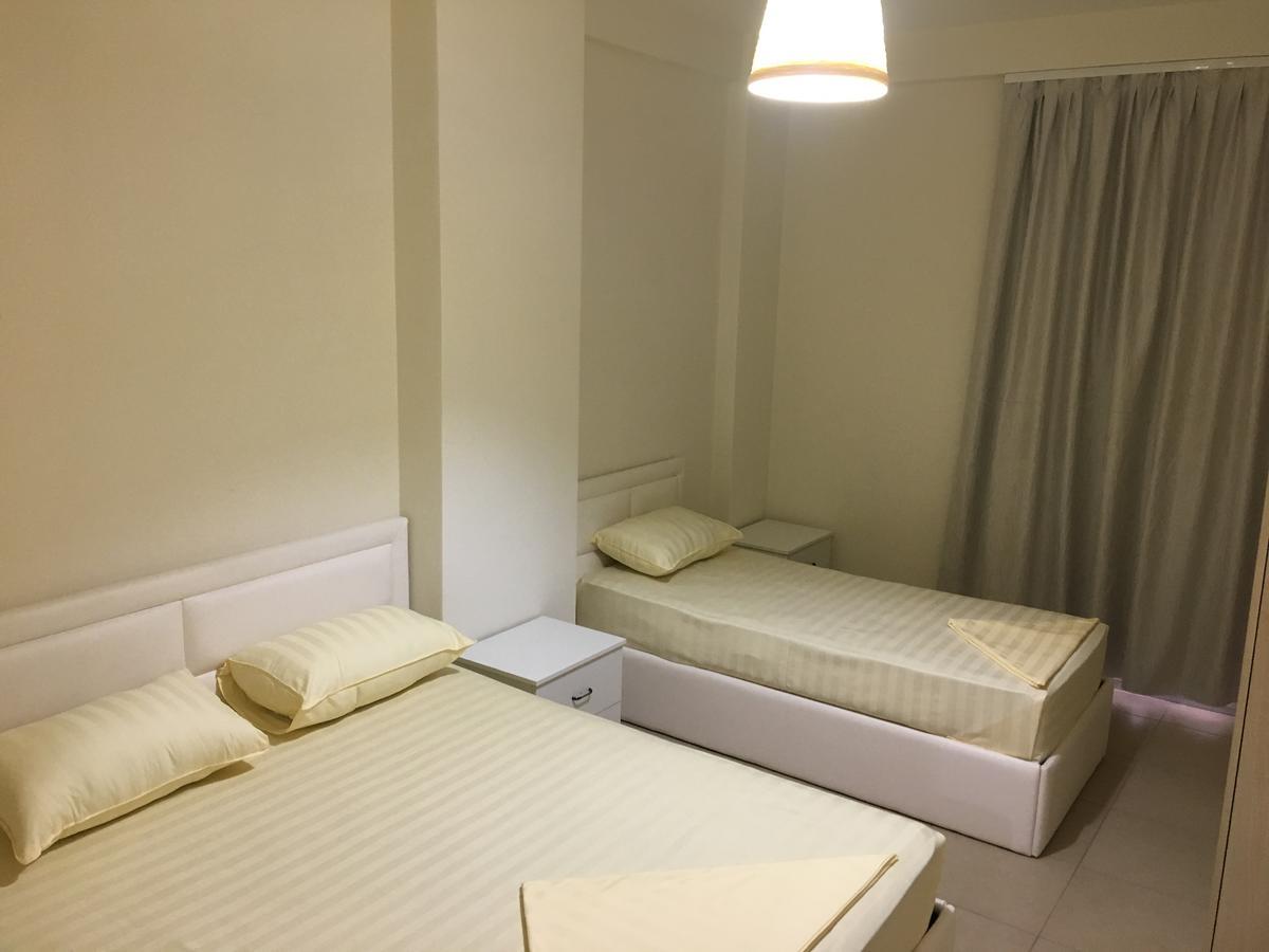 Alexander Rooms & Apartments ドゥラス エクステリア 写真